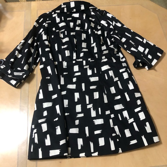 Lun Black & White Print Jacket - Picture 8 of 9